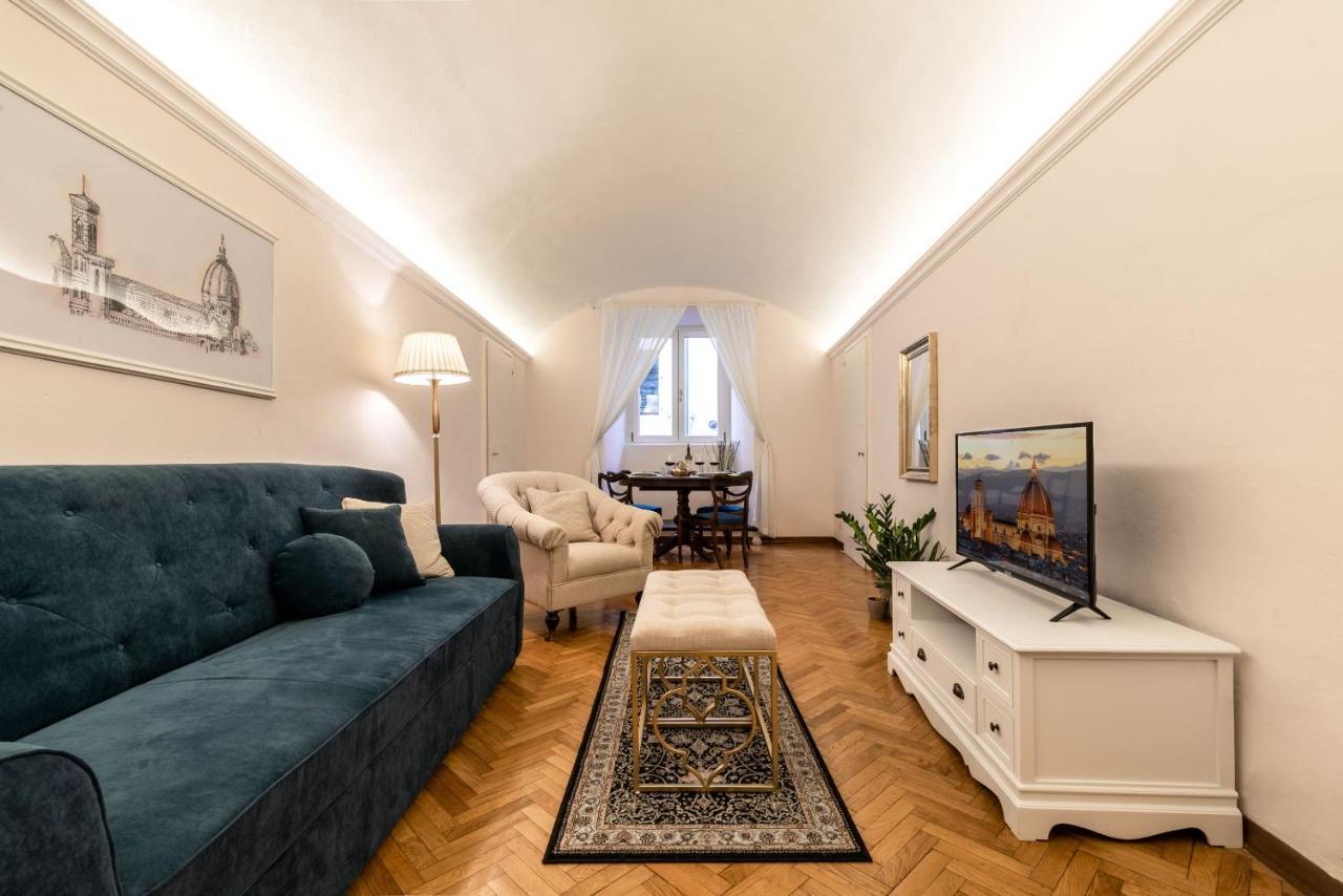 Apartamento Historic Center! Charming Traditional Florentine Building - Ac,wifi - By Likehomeflorence *